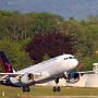 Brussels Airlines - Airbus A320-214 - OO-SNH<br />GVA 15.5.2019 7:15 - Palexpo Stairs